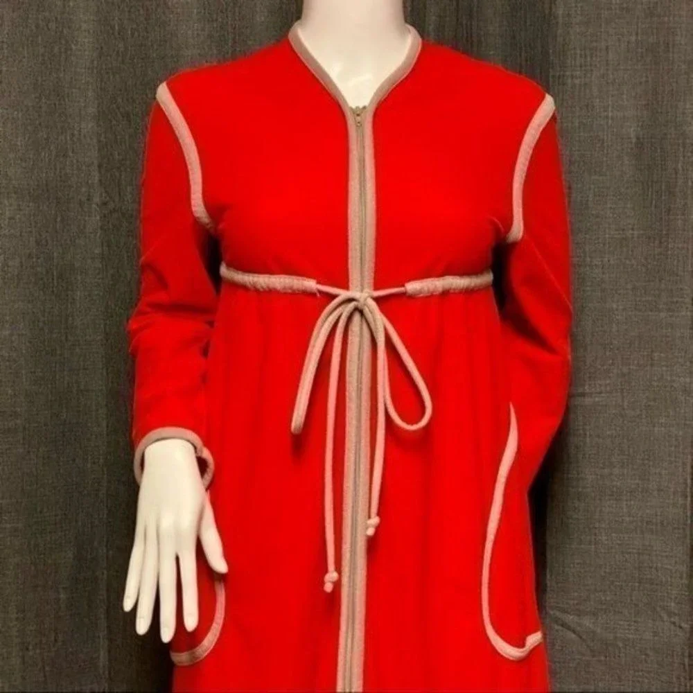 Vassarette vintage‎ 1960's robe/housecoat